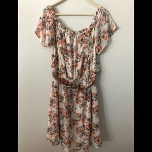 NWT Bebop off the shoulder floral dress with belt